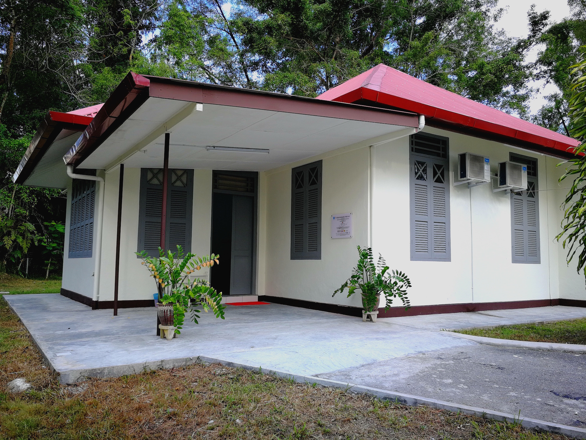 Sarawak One Stop Support Centre for People Living with HIV, also known as Teratak Kasih Tok Nan, bridges the 