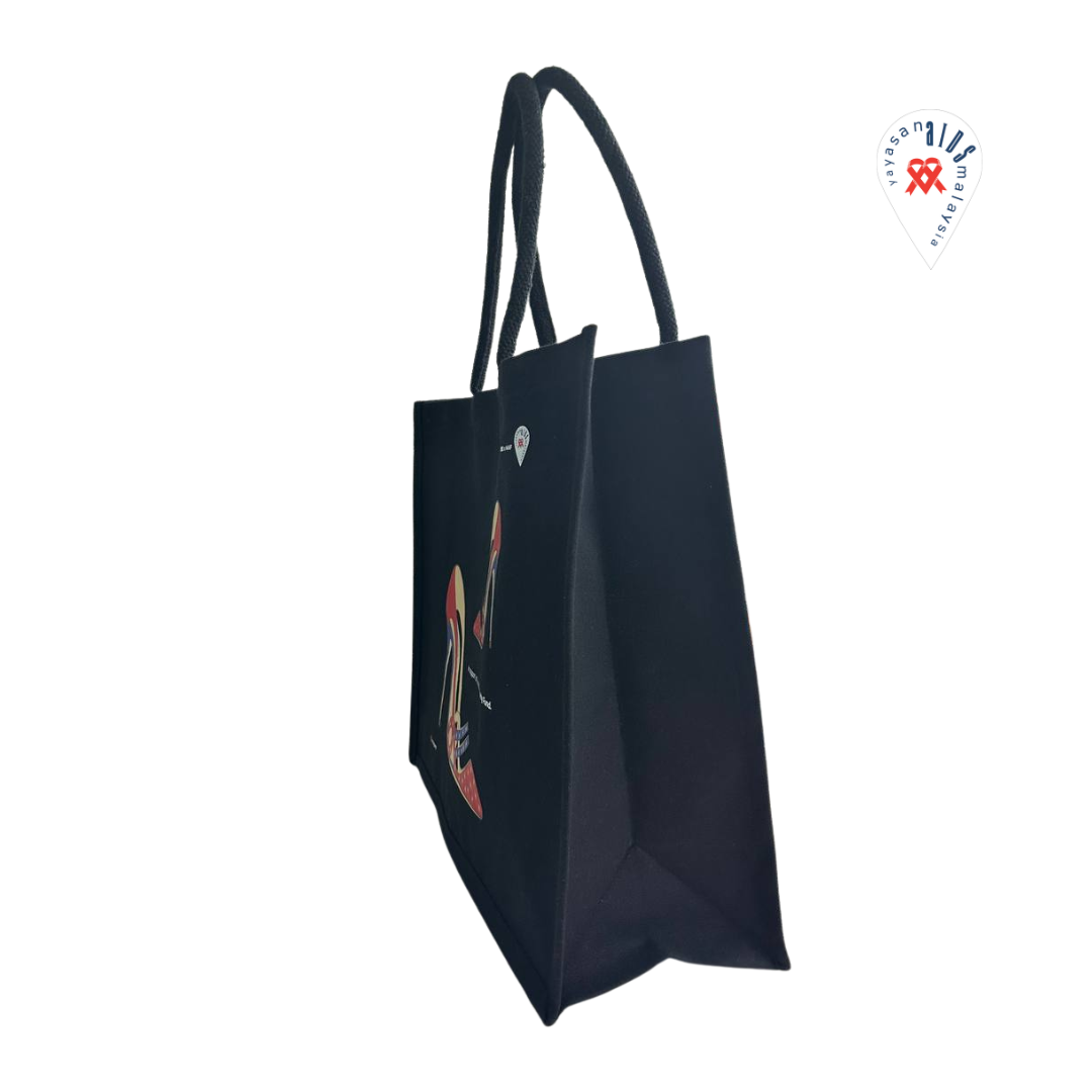 Datuk Jimmy Choo, OBE x MAF Tote Bag in Black - Image 4