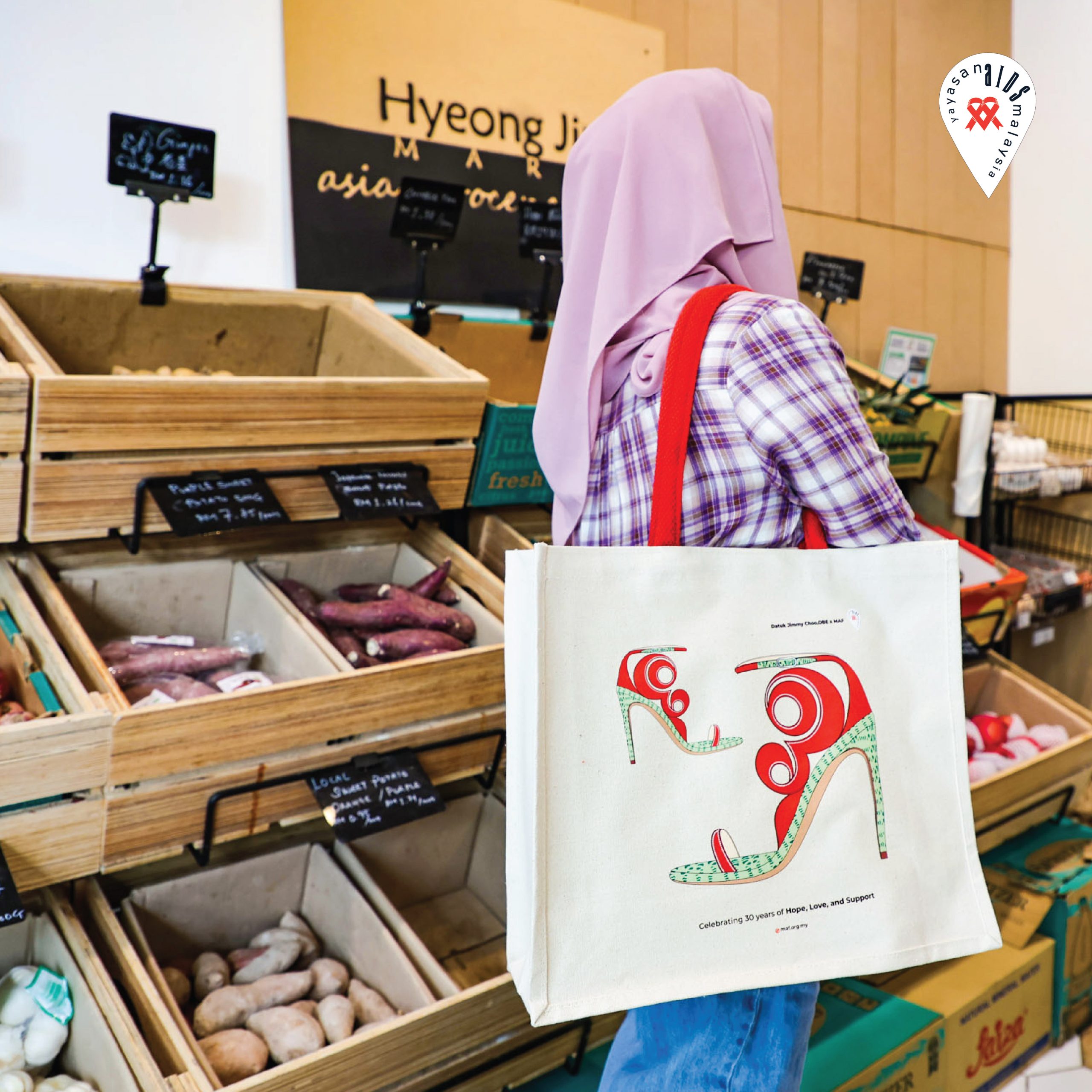 Tote Bag - Jimmy Choo X 30th MAF (BEIGE) - Image 2